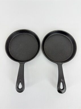 Lot of 2 Unbranded 5” Mini Cast Iron Skillets